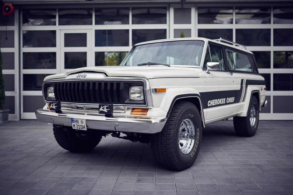 Massage Fietstaxi Smeltend Jeep Cherokee Chief 01 - thecoolcars.nl