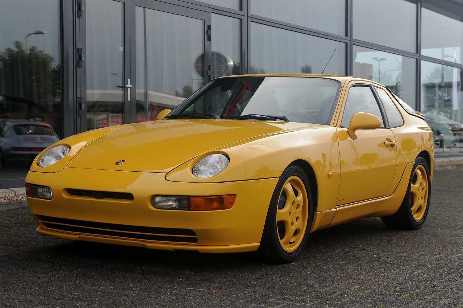 consignatie-oldtimer-of-youngtimerporsche-968-club-sport-thecoolcars-nl